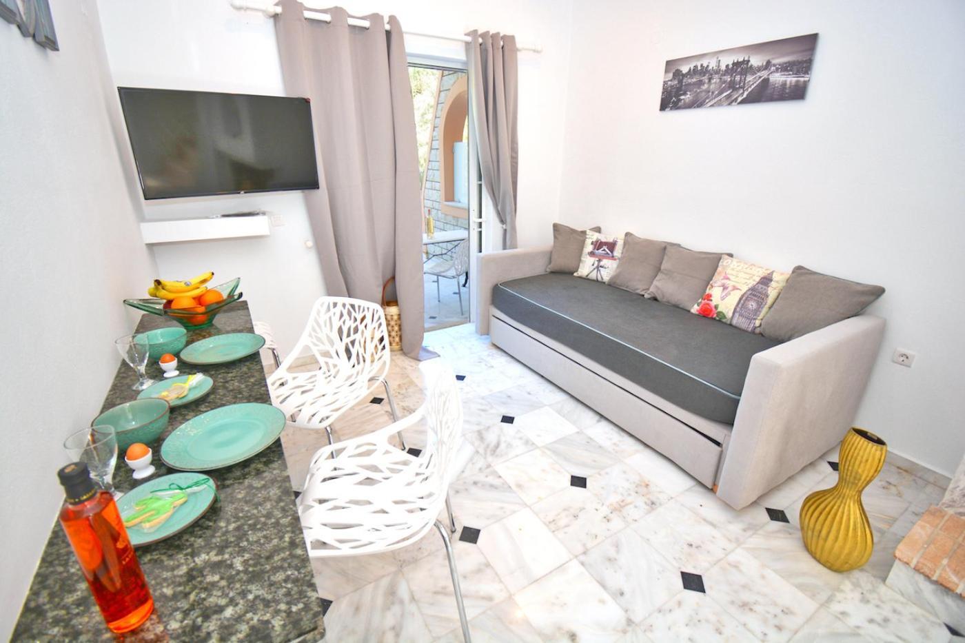 Doliva Chris Private Pool Άγιος Γόρδιος